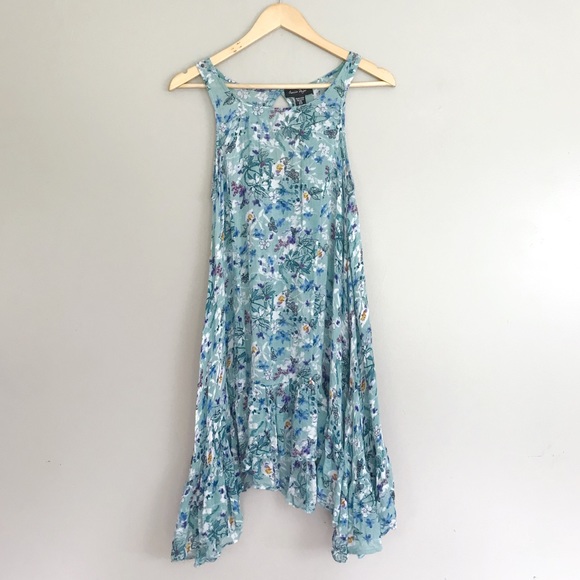 Charlie Paige Dresses & Skirts - Charlie Paige • Floral Swing Dress